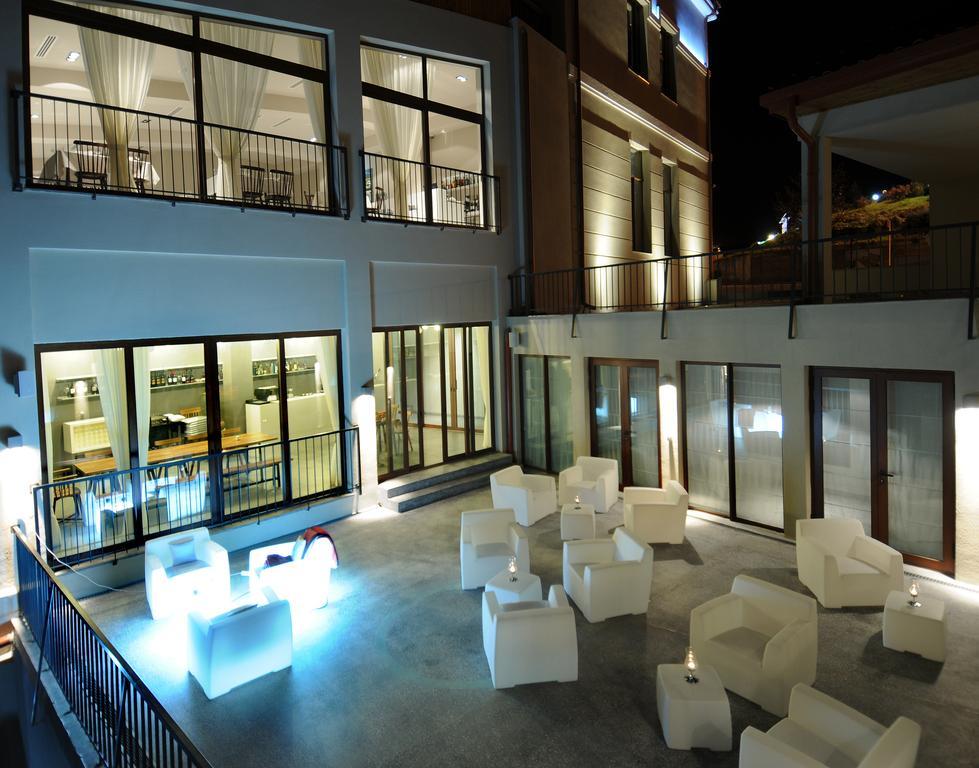 Kabadoni Boutique Hotel ซิคนาคี ภายนอก รูปภาพ