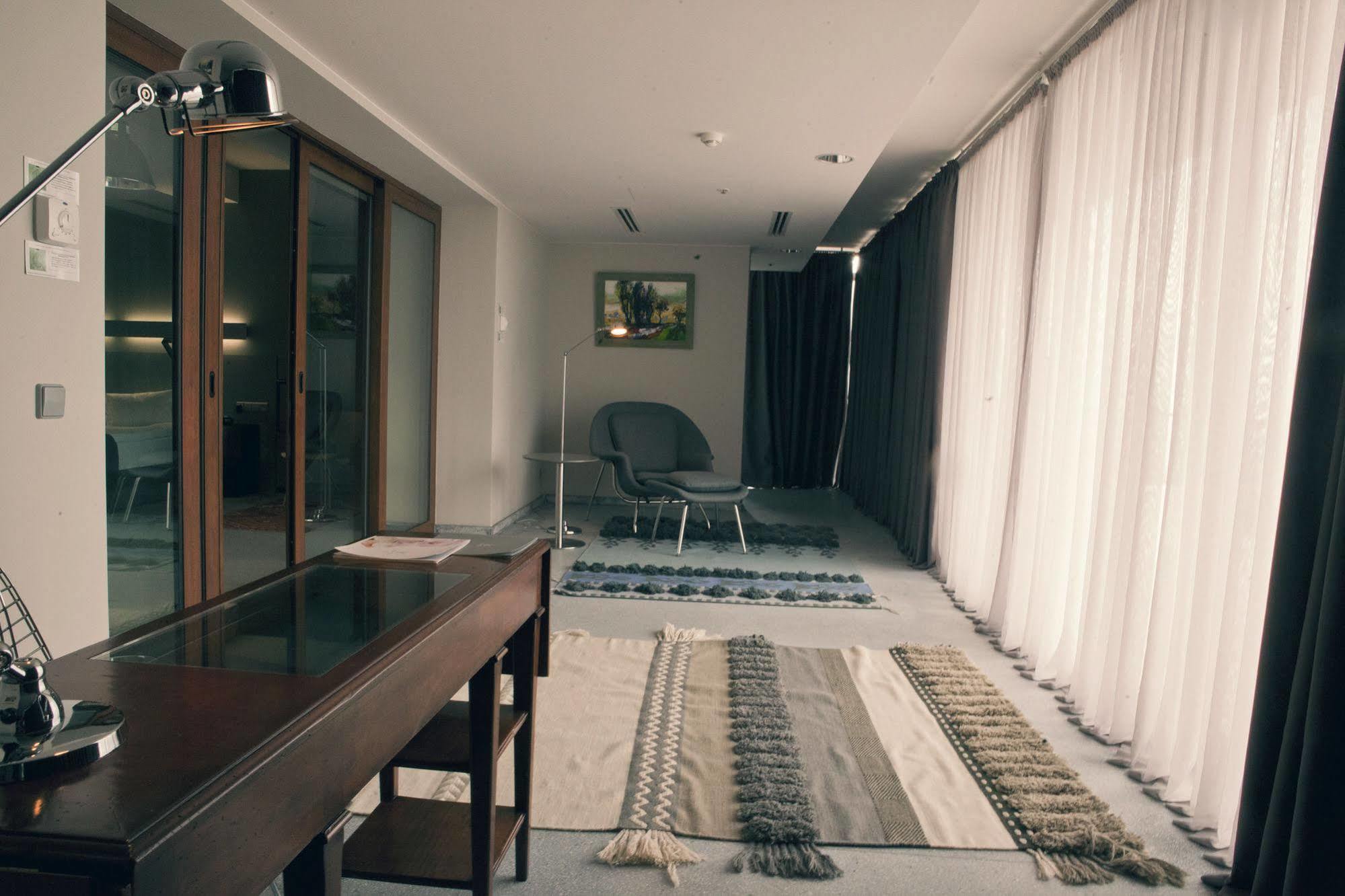 Kabadoni Boutique Hotel ซิคนาคี ภายนอก รูปภาพ